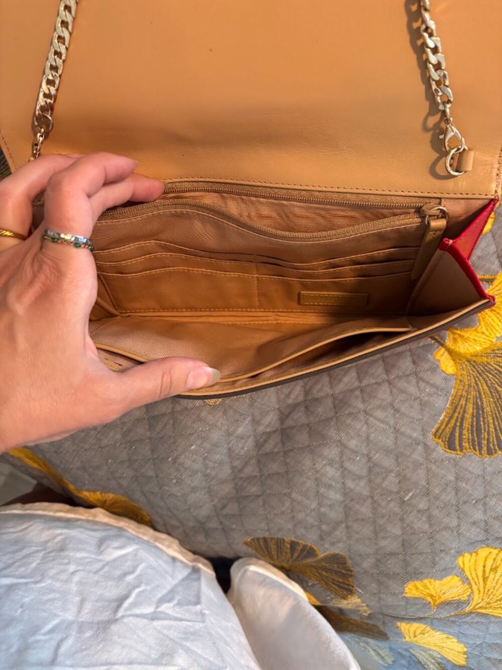 Red Handbag - Picture 3 of 4